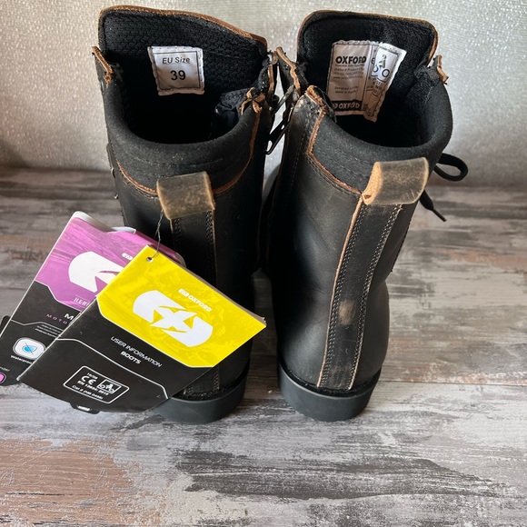 Oxford Magdalen Women's Boot - Picture 5 of 9